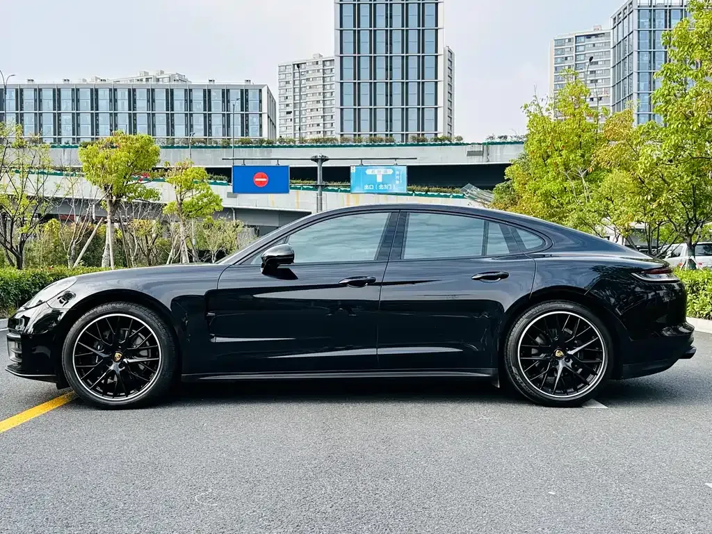 Porsche Panamera 2022 из CN, фото 3