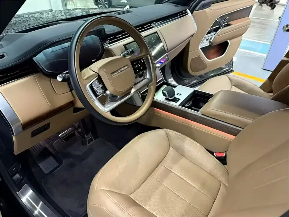 Land Rover Range Rover 2024 из CN, фото 2