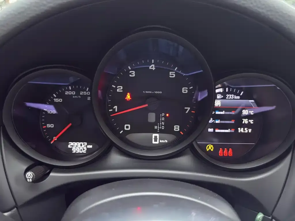 Porsche Macan 2021 из CN, фото 7