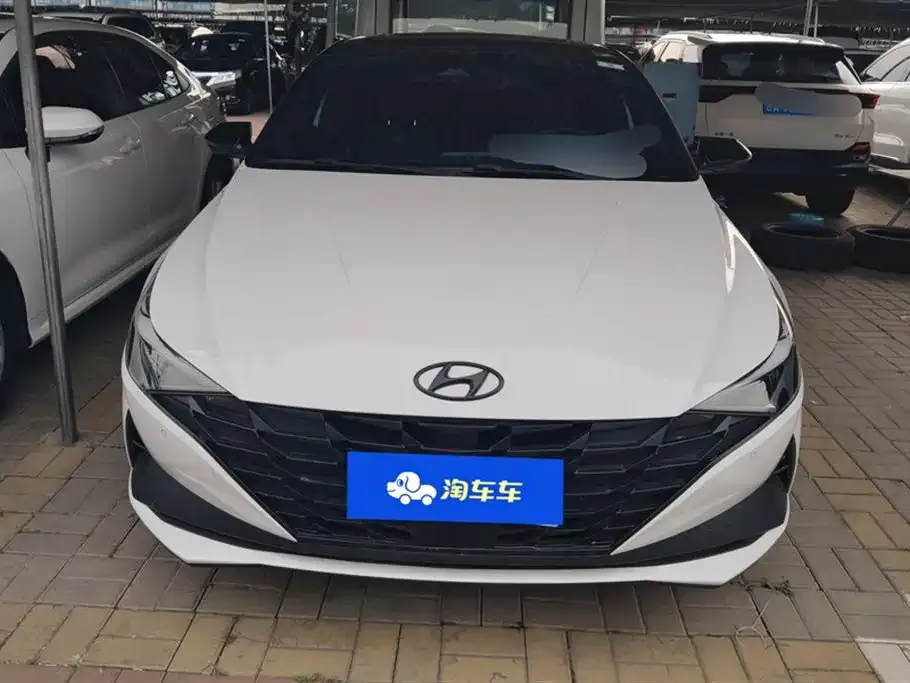 Hyundai Elantra 2022 из CN, фото 2