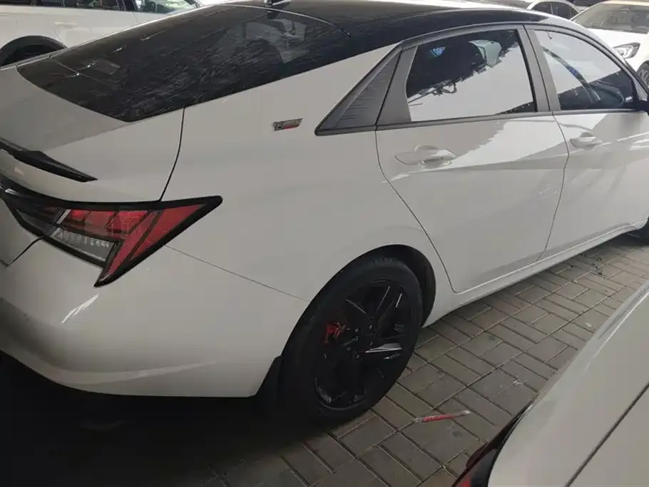 Hyundai Elantra 2022 из CN, фото 3