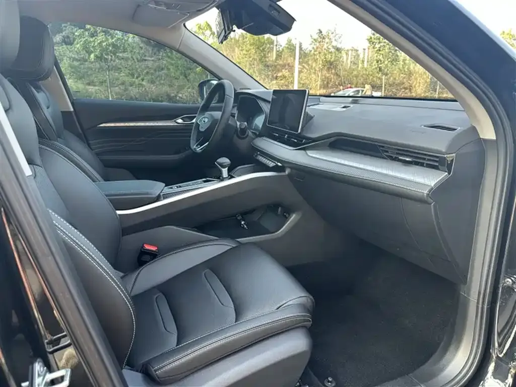 Geely Xingrui 2023 из CN, фото 3