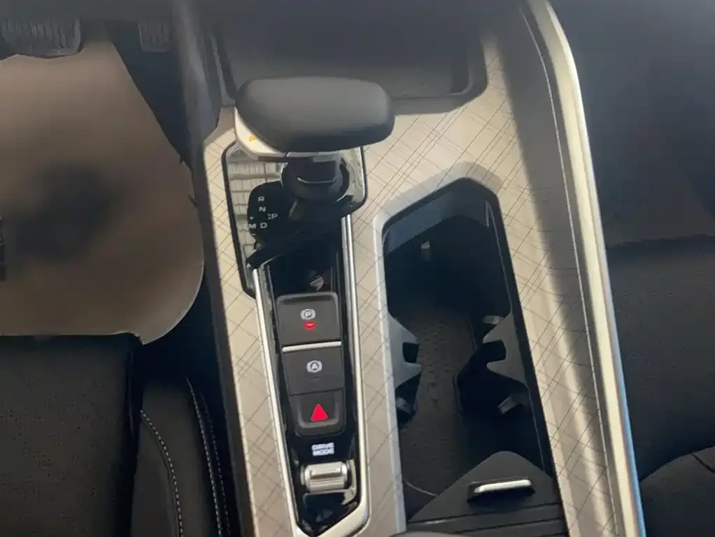 Geely Xingrui 2023 из CN, фото 9