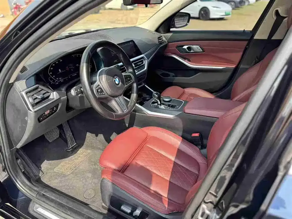 BMW 3 Series 2022 из CN, фото 7
