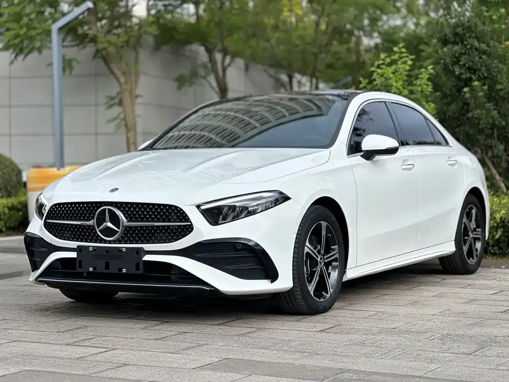 Mercedes-Benz A-Class 2023 из CN, фото 1