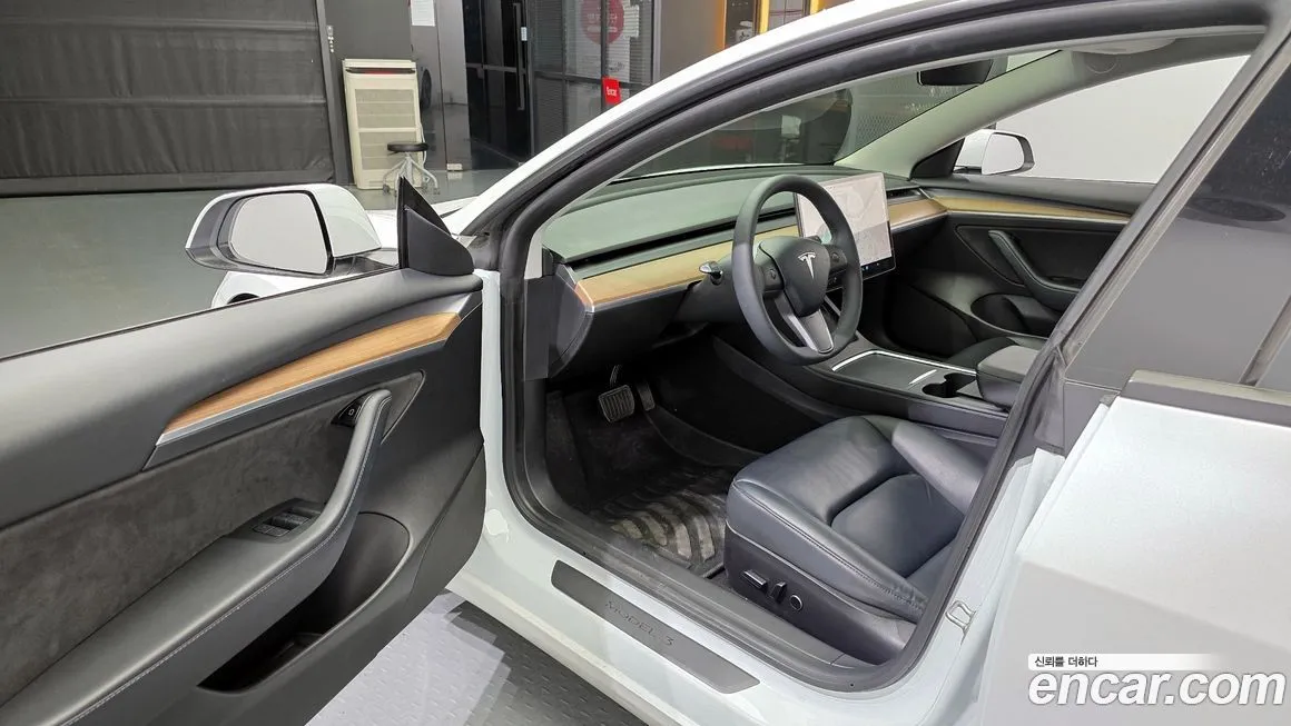Tesla Model 3 2021 из KR, фото 10