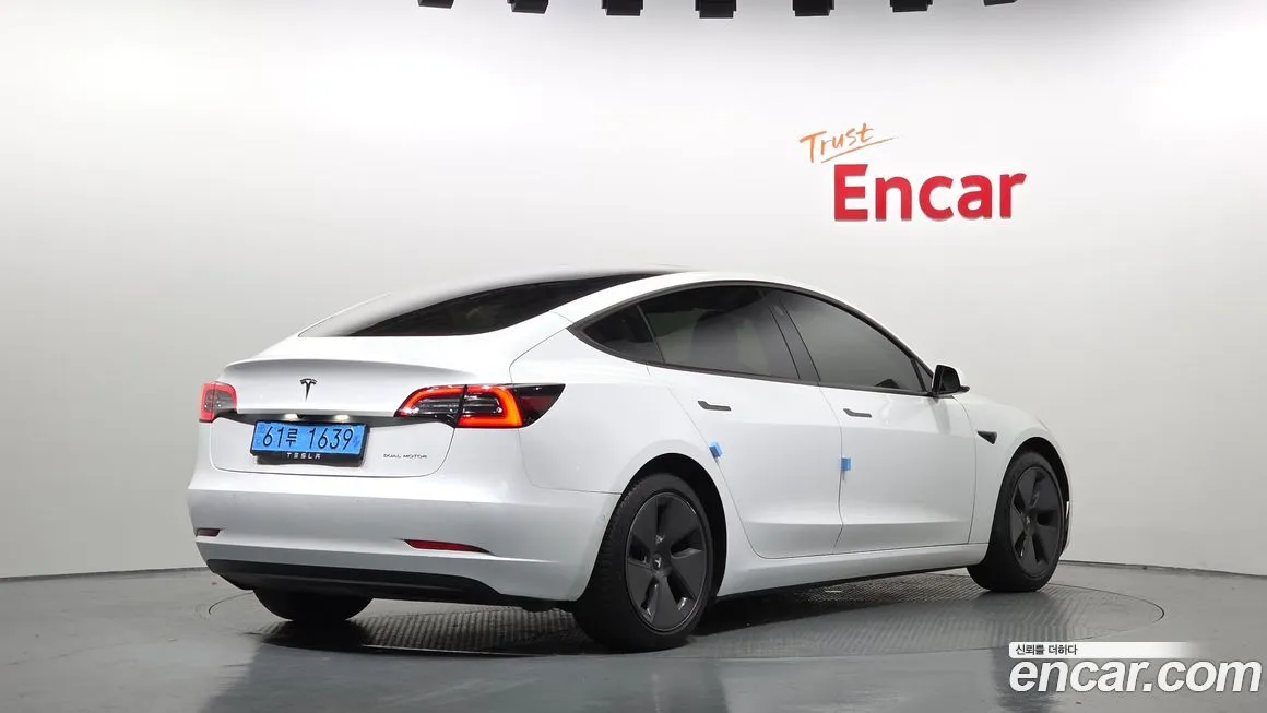 Tesla Model 3 2021 из KR, фото 2