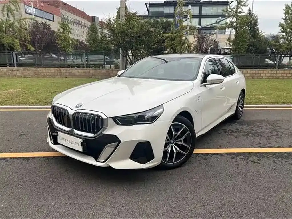BMW i5 2024 из CN, фото 1