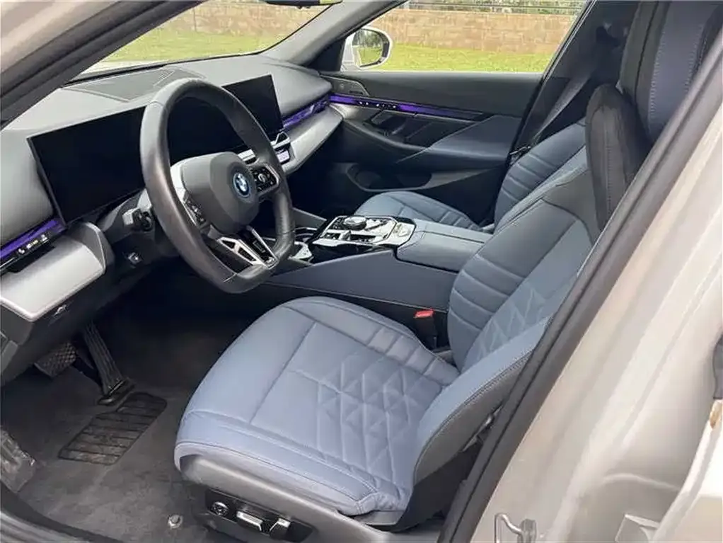 BMW i5 2024 из CN, фото 6