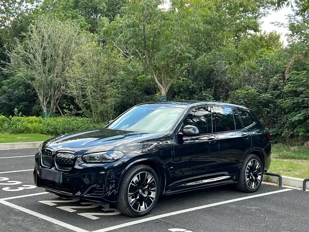 BMW iX3 2024 из CN, фото 1