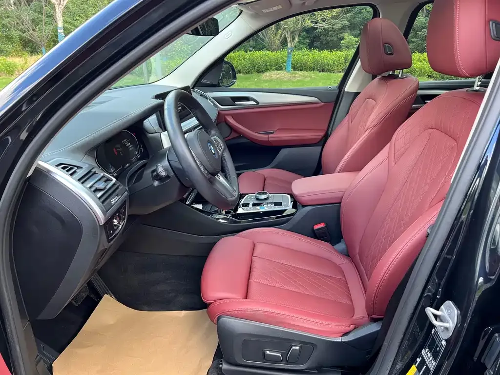 BMW iX3 2024 из CN, фото 5