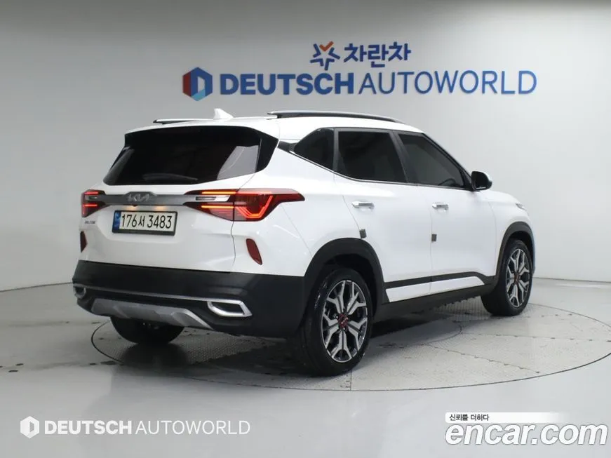 Kia Seltos 2022 из KR, фото 2