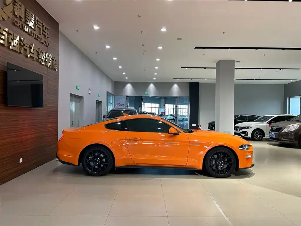 Ford Mustang 2022 из CN, фото 4