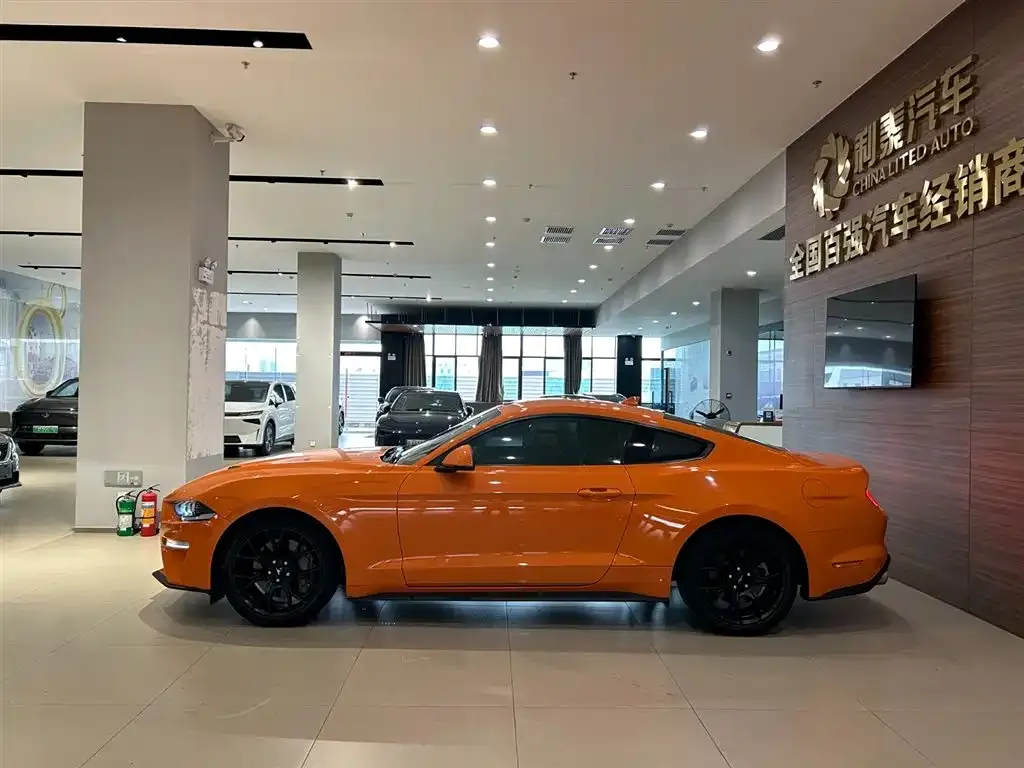 Ford Mustang 2022 из CN, фото 8