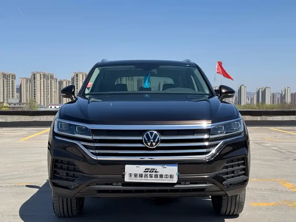 Volkswagen Touareg 2021 из CN, фото 2