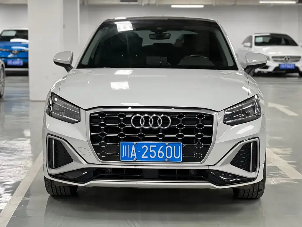 Audi Q2L 2022 из CN, фото 2