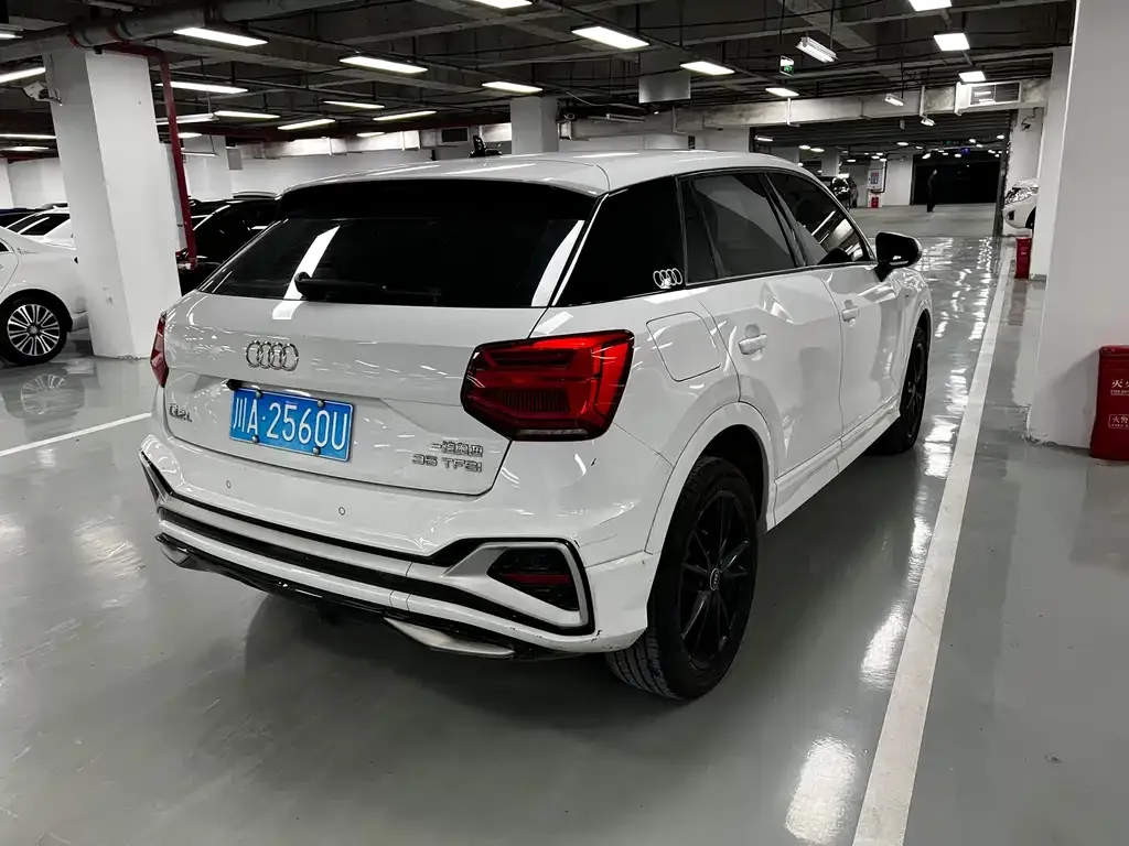 Audi Q2L 2022 из CN, фото 9