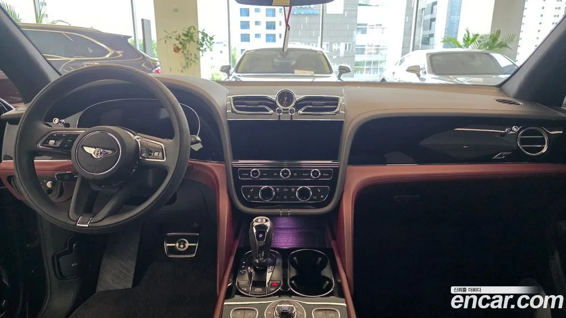 Bentley Bentayga 2023 из KR, фото 8