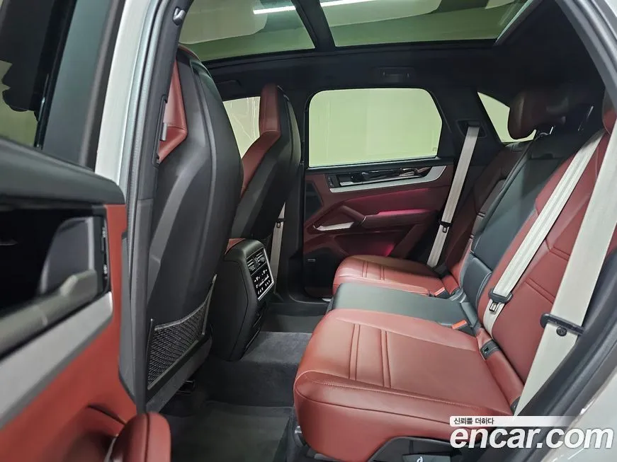 Porsche Cayenne 2024 из KR, фото 10