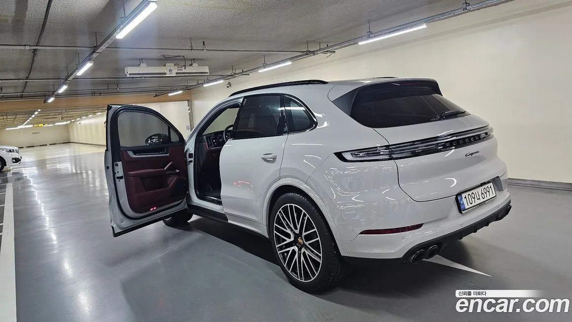 Porsche Cayenne 2024 из KR, фото 6