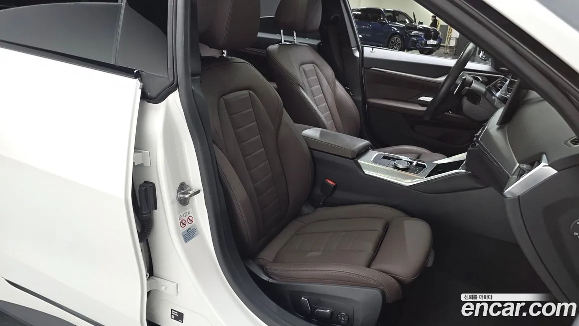 BMW 4-Series 2024 из KR, фото 10