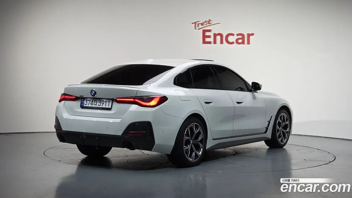 BMW 4-Series 2024 из KR, фото 2