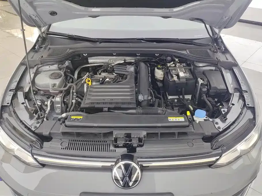 Volkswagen Golf 2022 из CN, фото 10
