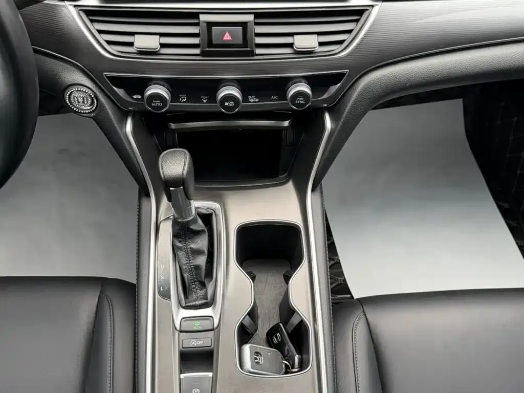Honda Accord 2022 из CN, фото 5