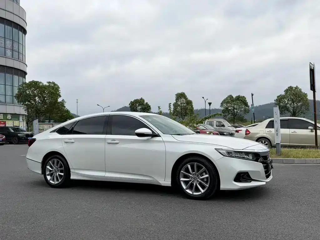 Honda Accord 2022 из CN, фото 7