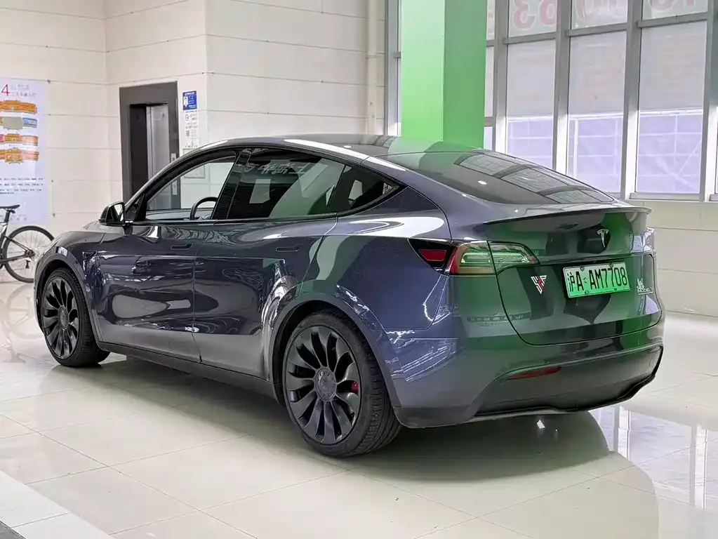 Tesla Model Y 2022 из CN, фото 8