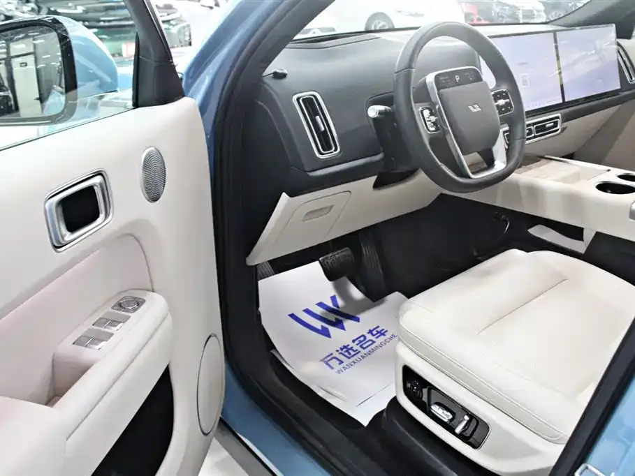 Li Auto L8 2024 из CN, фото 4