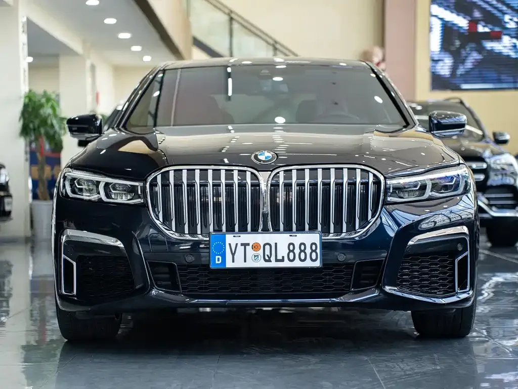 BMW 7 Series 2022 из CN, фото 5