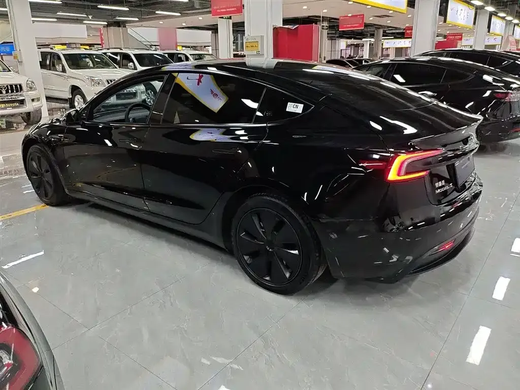 Tesla Model 3 2024 из CN, фото 5