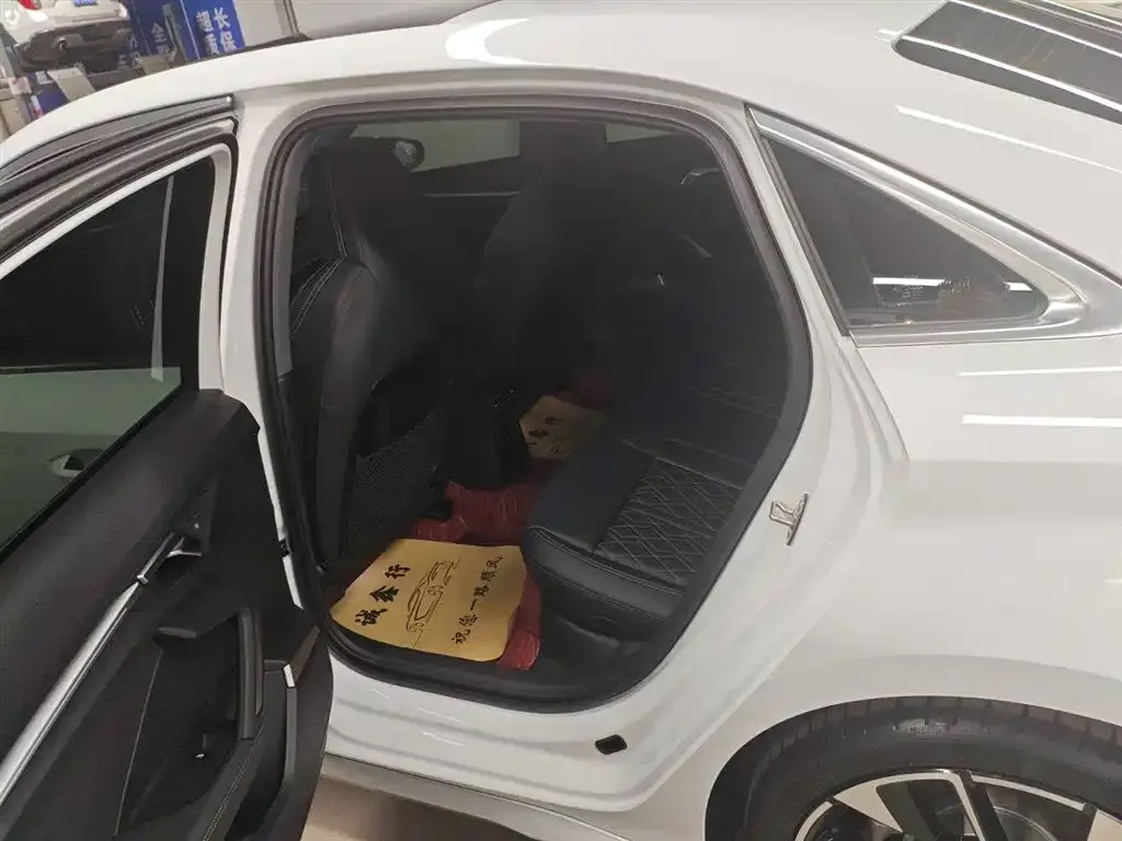 Audi A3 2025 из CN, фото 7