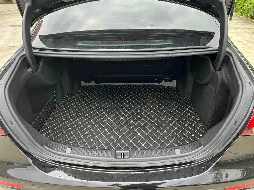 Mercedes-Benz E-Class 2022 из CN, фото 10