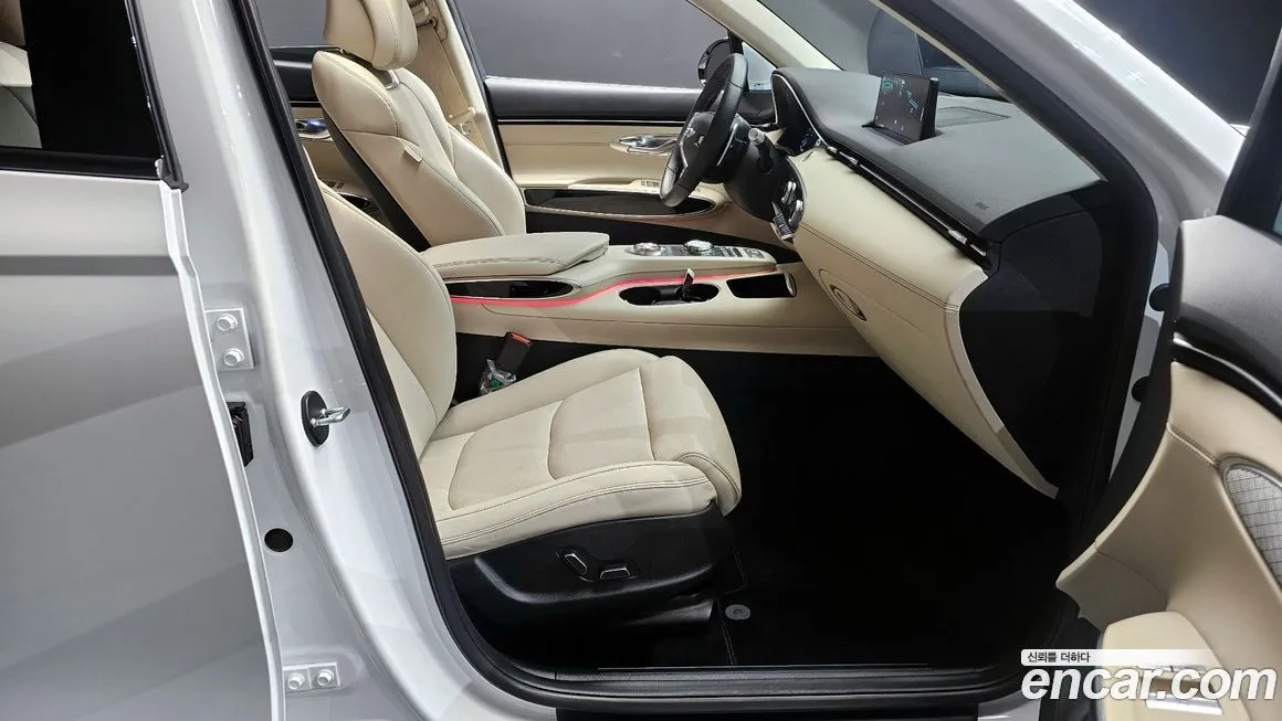 Genesis GV70 — фото 10