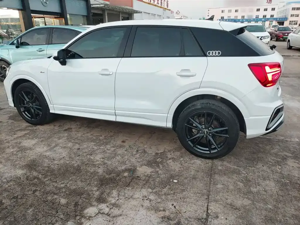 Audi Q2L 2024 из CN, фото 5