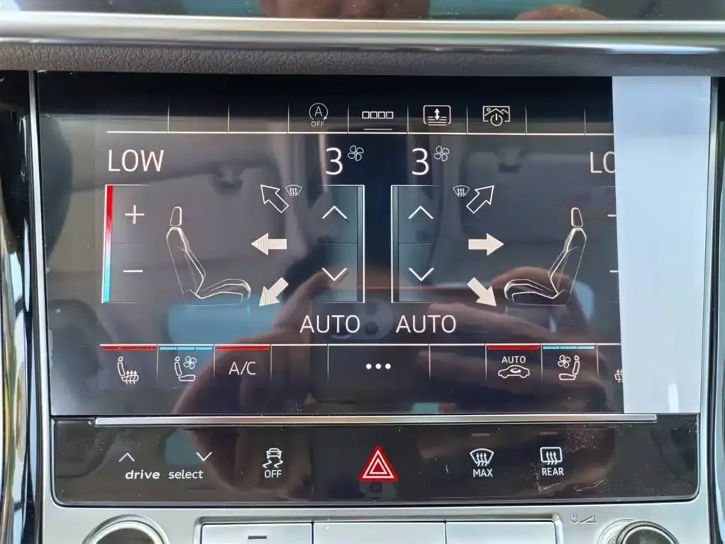 Audi A8 2025 из CN, фото 8
