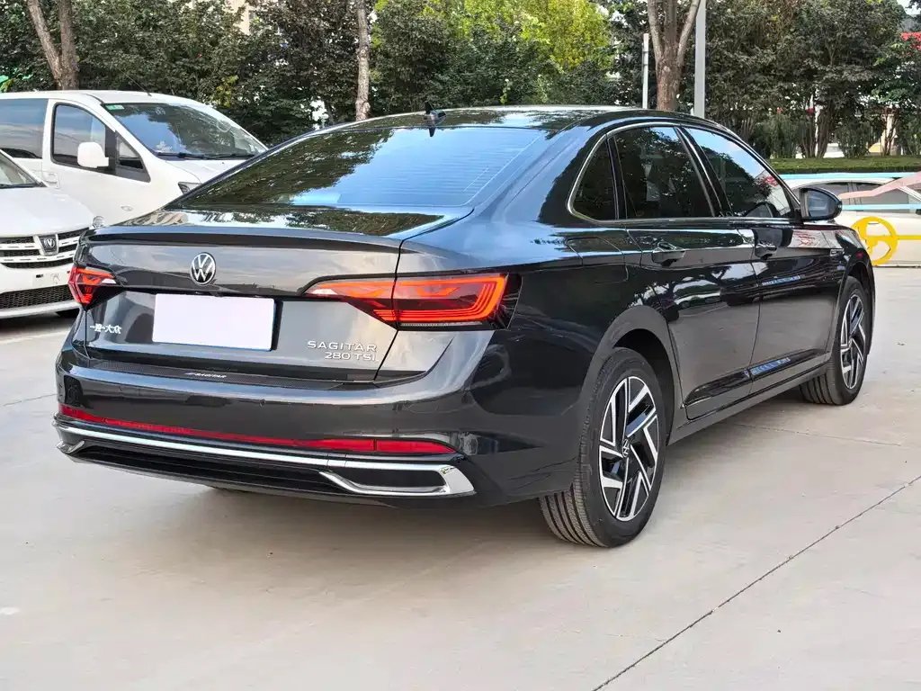 Volkswagen Sagitar 2022 из CN, фото 4