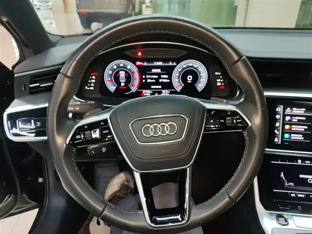 Audi A6L 2024 из CN, фото 3