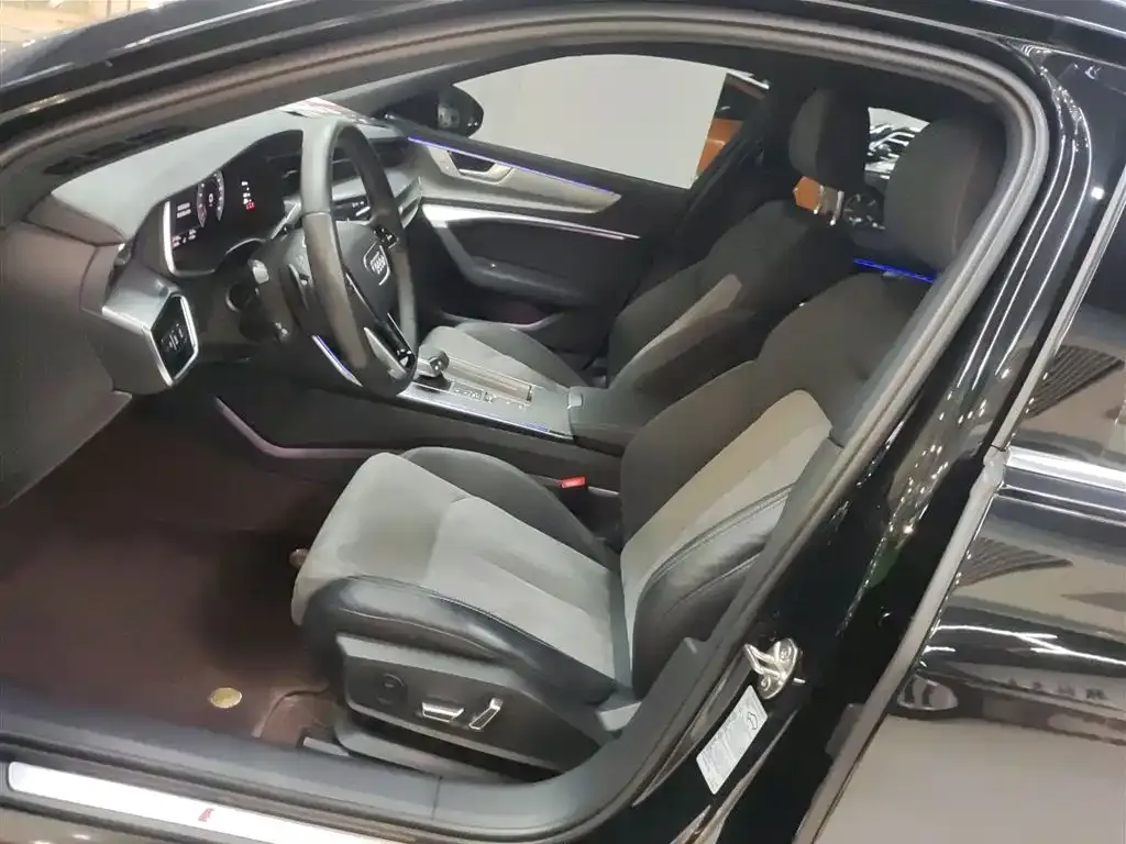 Audi A6L 2024 из CN, фото 7