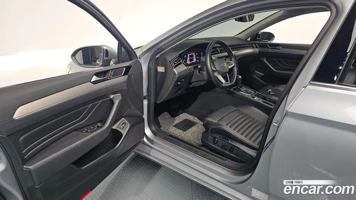 Volkswagen Passat 2021 из KR, фото 10