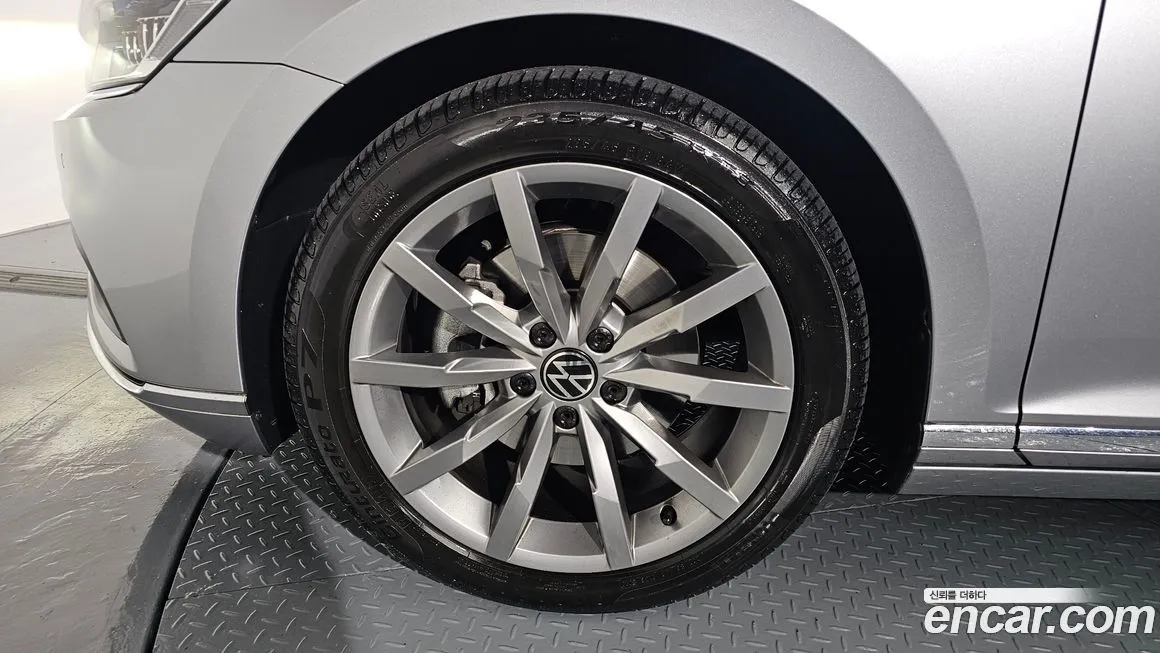 Volkswagen Passat 2021 из KR, фото 5