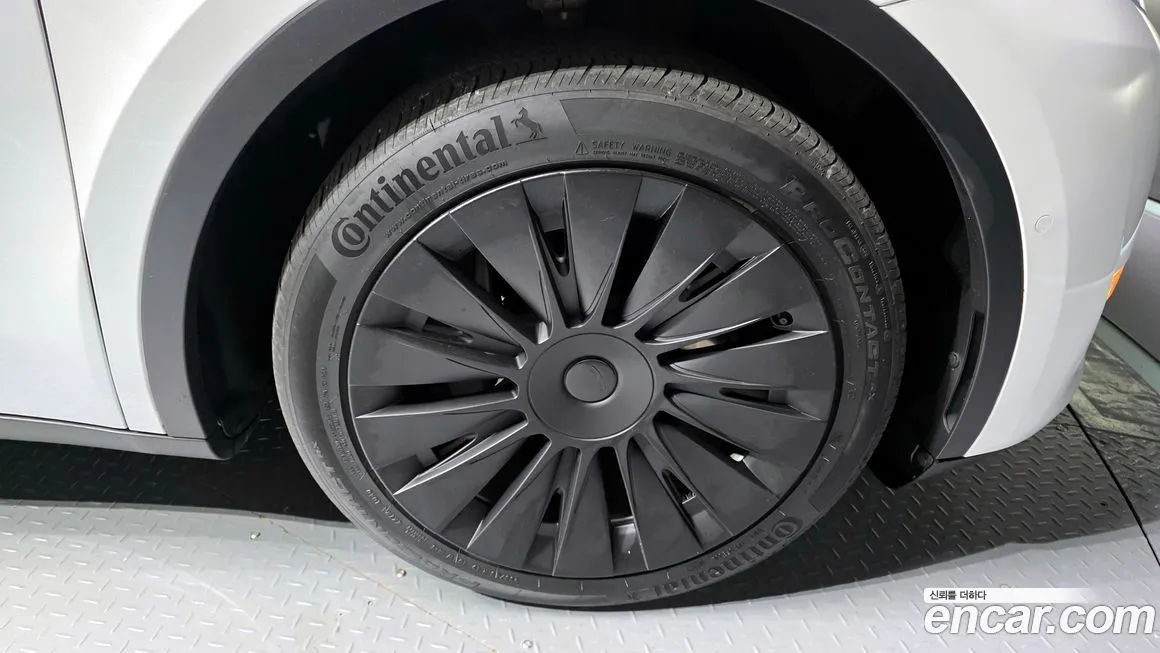 Tesla Model Y 2022 из KR, фото 5