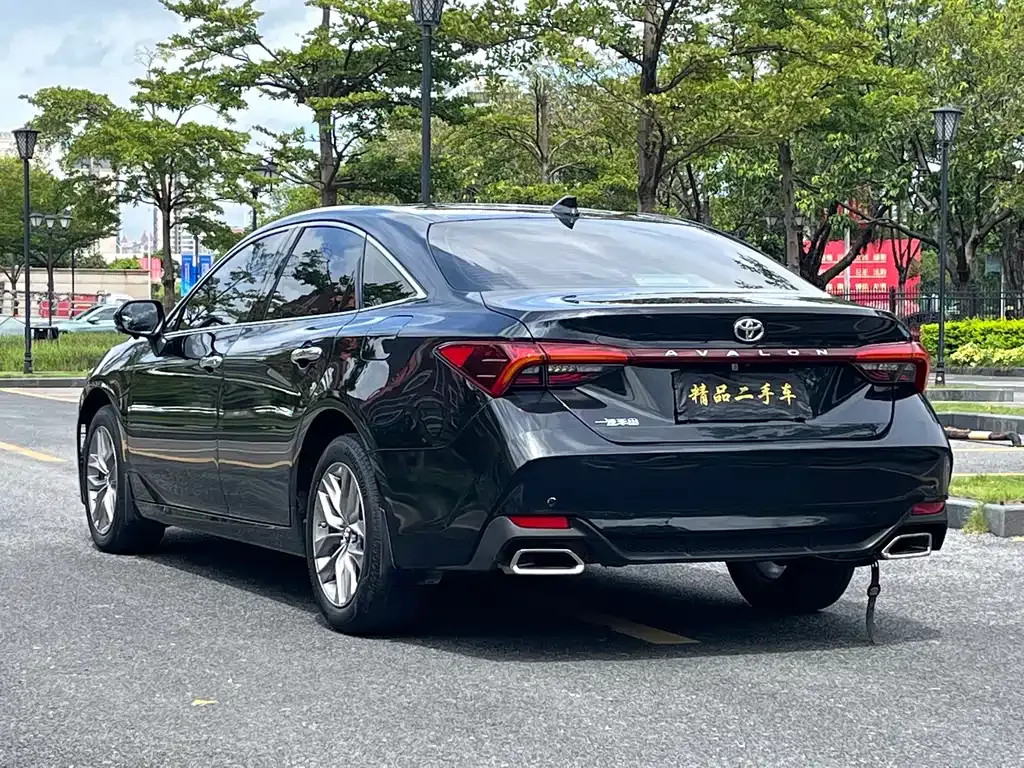 Toyota Avalon 2022 из CN, фото 4