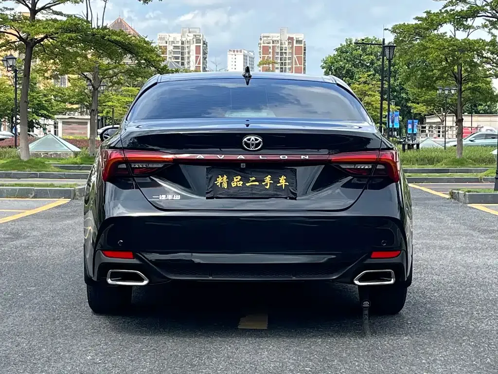 Toyota Avalon 2022 из CN, фото 5