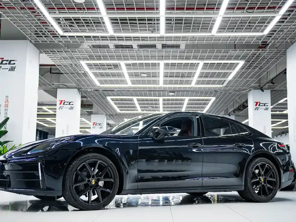Porsche Panamera 2024 из CN, фото 4