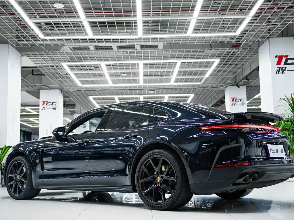 Porsche Panamera 2024 из CN, фото 5
