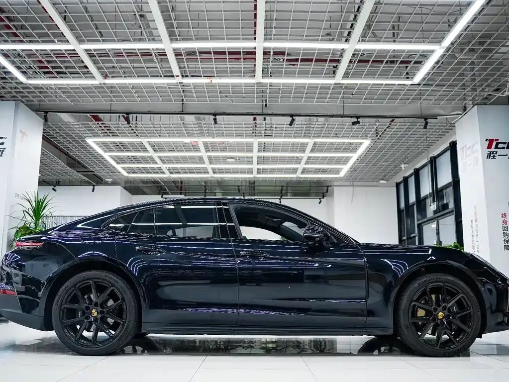 Porsche Panamera 2024 из CN, фото 6