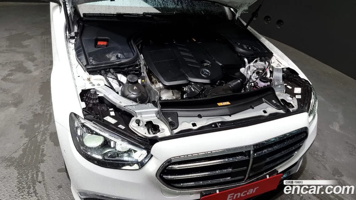 Mercedes-Benz E-Class 2023 из KR, фото 6
